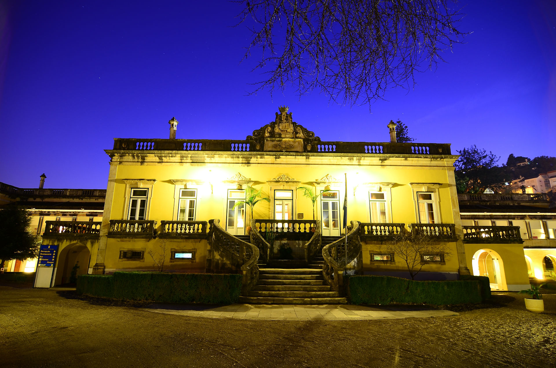 Quinta das Lágrimas, Palácio e Hotel