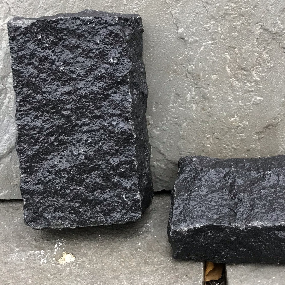 BLACK PAVERS ROUGH