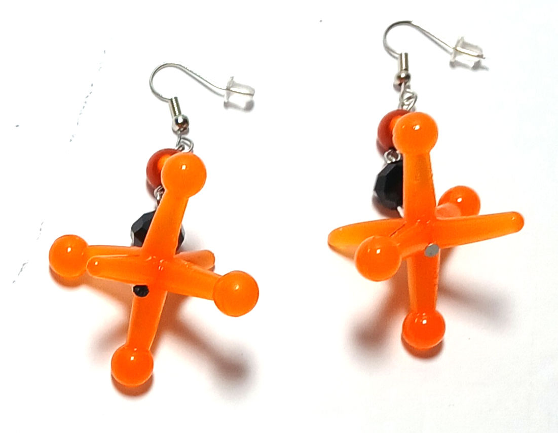 Where did you get those Quirkey Earrings/ orange jacks