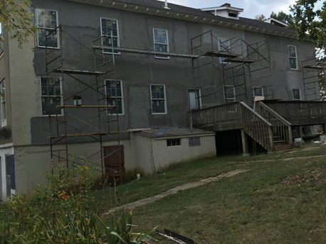 Women are fearless, men not so much.