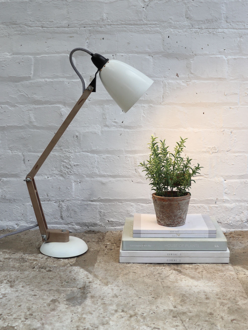 Lovely Original White Maclamp No.8 By Terence Conran