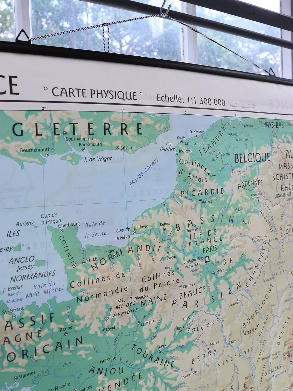 Thumbnail: Lovely Double Sided French School Wall Map
