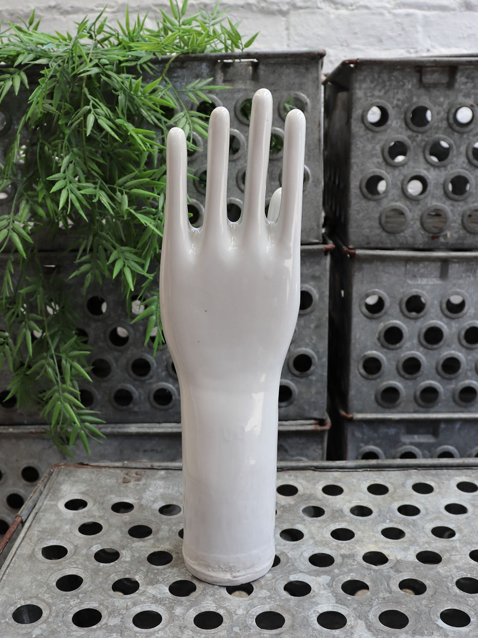 Thumbnail: Beautiful Vintage Porcelain Glove Mould