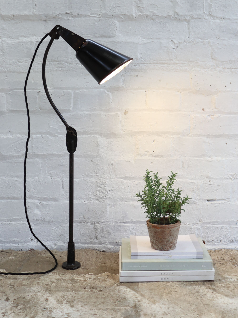 Beautiful Vintage Walligraph Wall Lamp