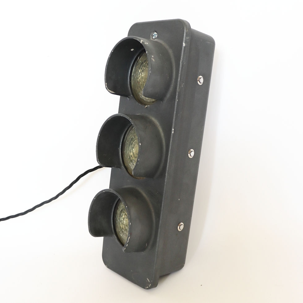 Thumbnail: Original French Traffic Lights