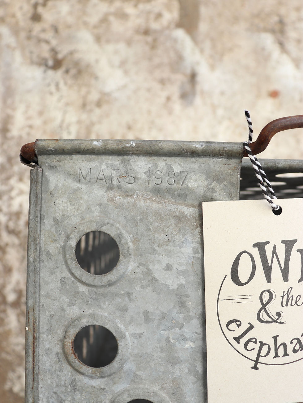 Thumbnail: Lovely Large Mars 1987 Vintage Industrial Metal Lidded Crate