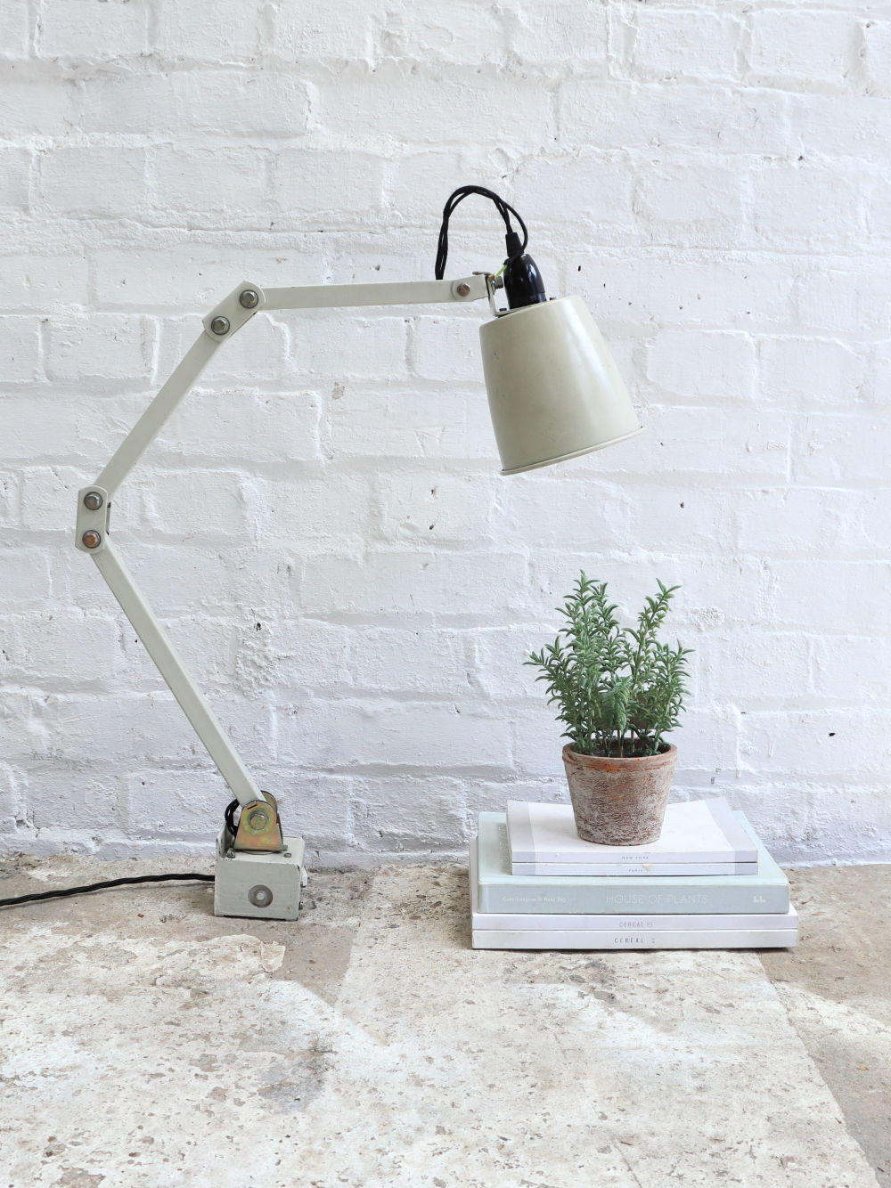 Vintage Memlite 1950s Industrial Task Lamp