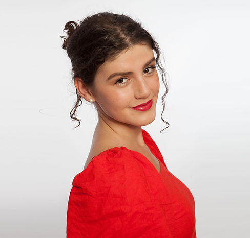 Hannah Andrusier WIDE.jpg