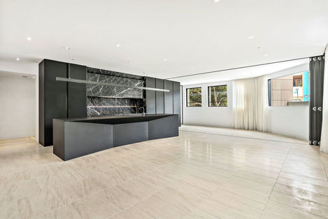 uploads%2F1699418080741-tua99gg1i8-4ec0e64996da5ad10804490ae28ca8a0%2F102_20+Hall+St%2C+Bondi+Beach_4