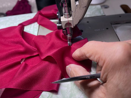 イタリア・ナポリの老舗グローブメーカー、Lepre(レプレ)革ドレス手袋の裏地交換修理