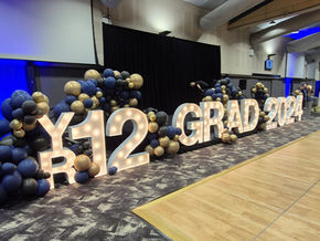 Class of 2025: Light-Up Letters Shape the Look of the School Year’s End