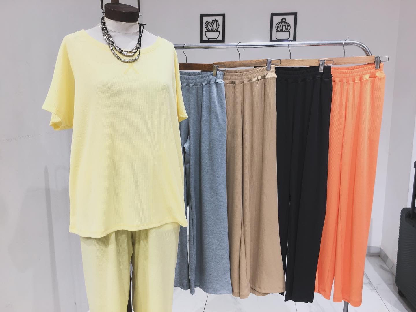 ART. 225-20 PANTALOS WAFFLE YANINA