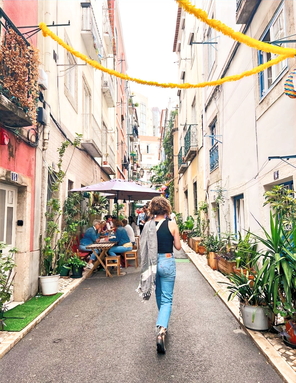 The Power of Clarity: How to Cut Through the Noise and Find Your Direction