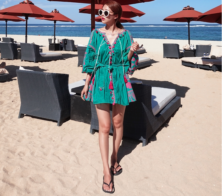 縮圖：民族風手工刺繡燈籠袖流蘇洋裝