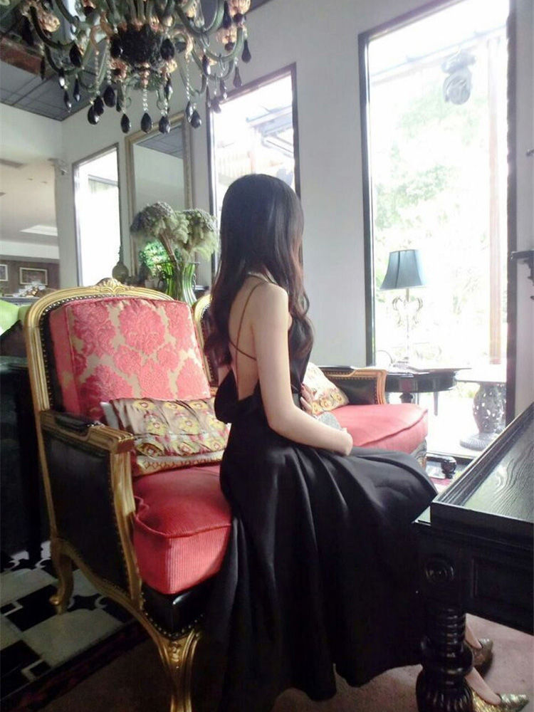 縮圖：名媛風性感露背收腰洋裝