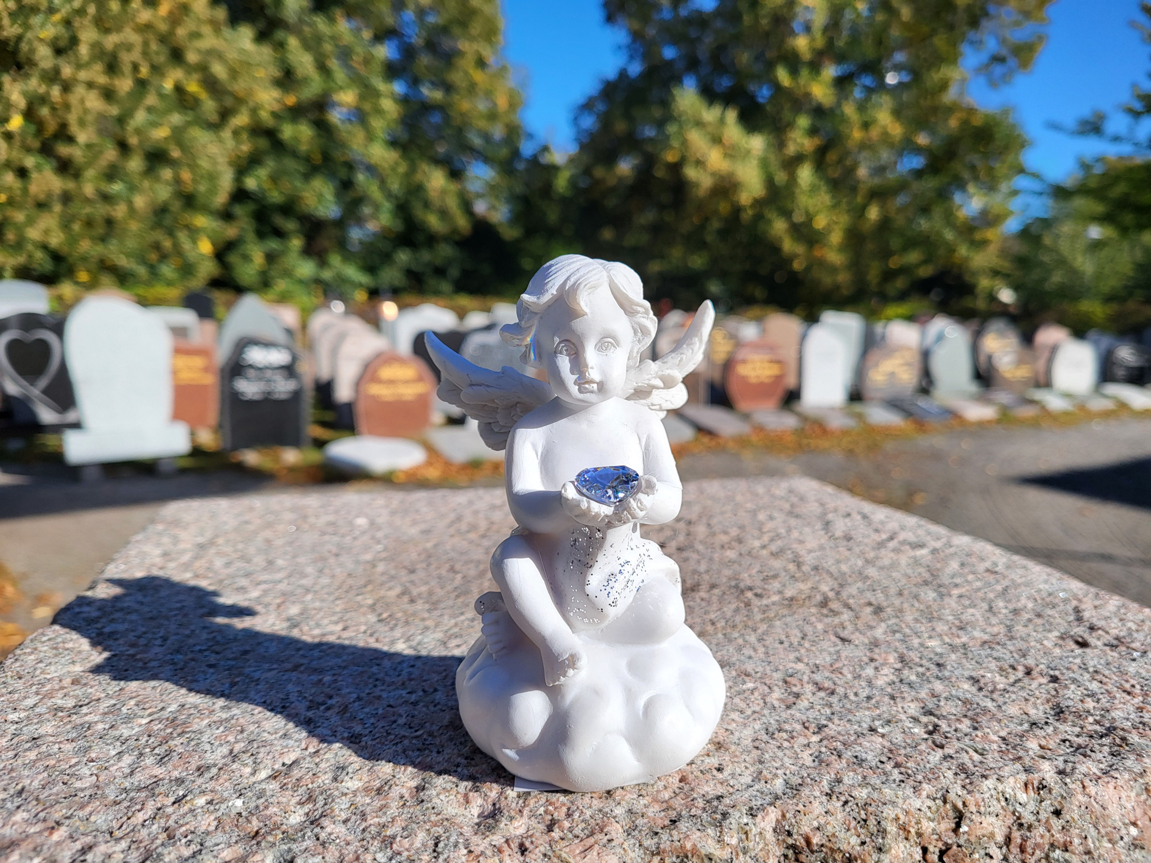 Ängel med LED hjärta