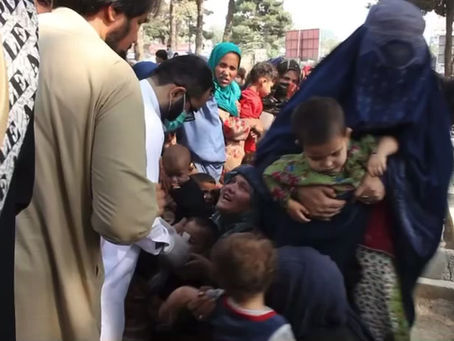 المتعلمون في المناطق الحضرية في أفغانستان هم وجه جديد للجوع مع تراجع الوظائف والدخل