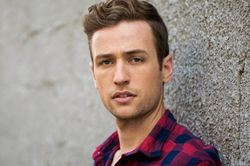 לירן נוטיק - בוק שחקן