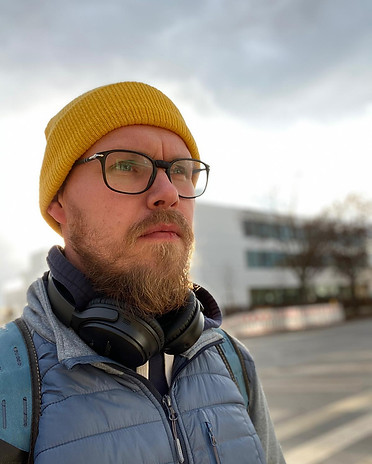 Robert Bild.jpeg
