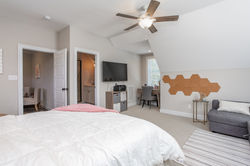 174 Big Tree Road-42