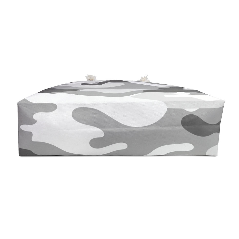 Miniatyrbild: Arctic White Camo Weekender Bag – Bottom View
