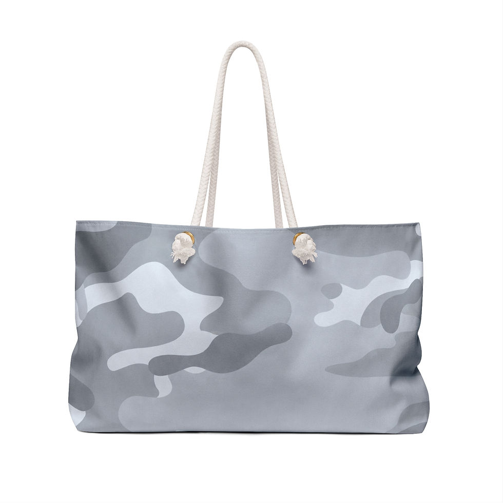 Miniaturbild: Arctic Grey Camo Weekender Bag – Front Product View