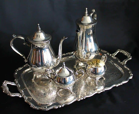 gümüş sütlük ve çay takımı