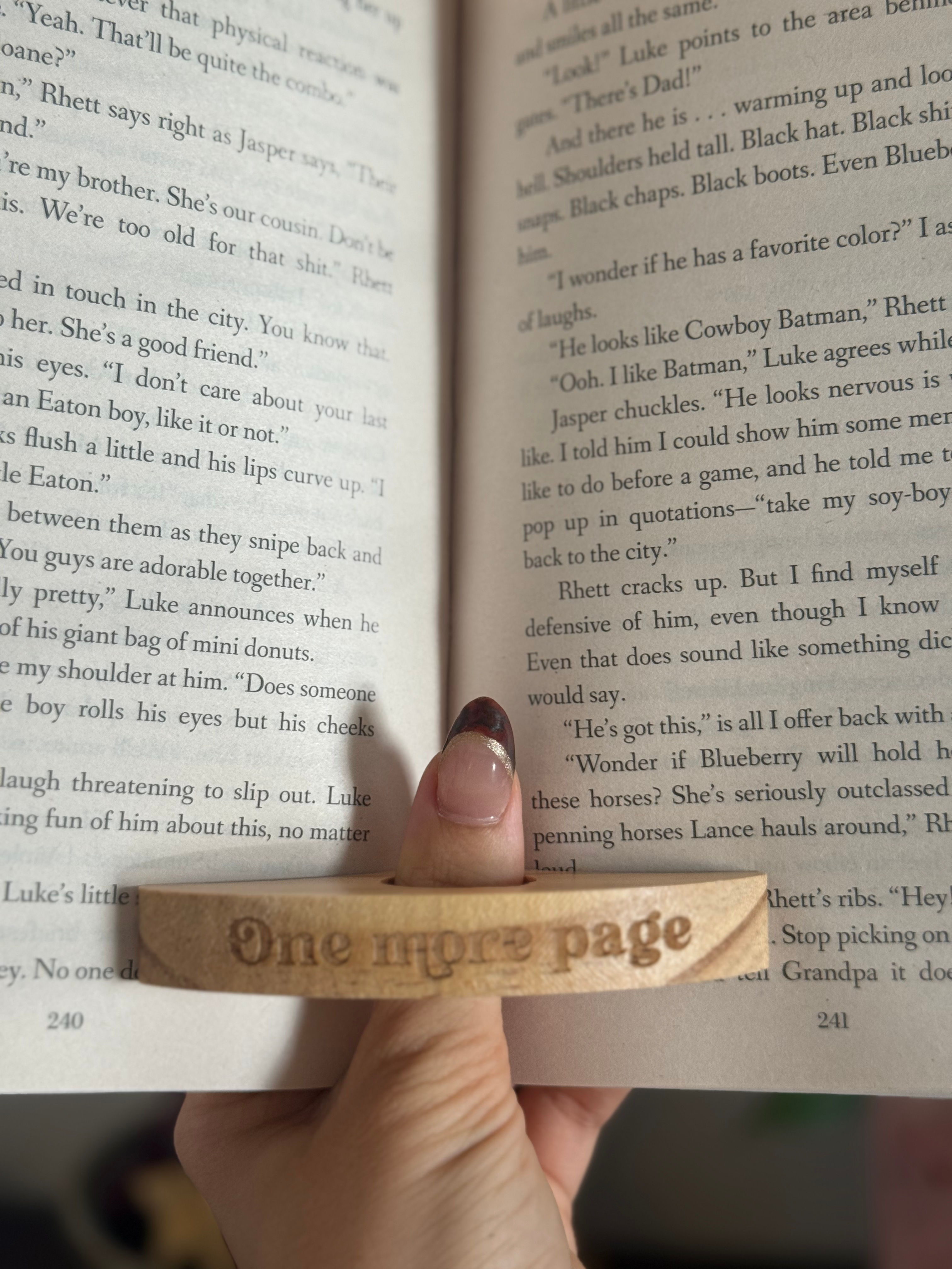 ‘One More Page’ thumb page holder