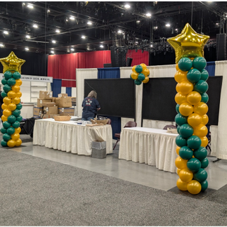 Social Work Expo Convention Gold Green Balloon Column Tower