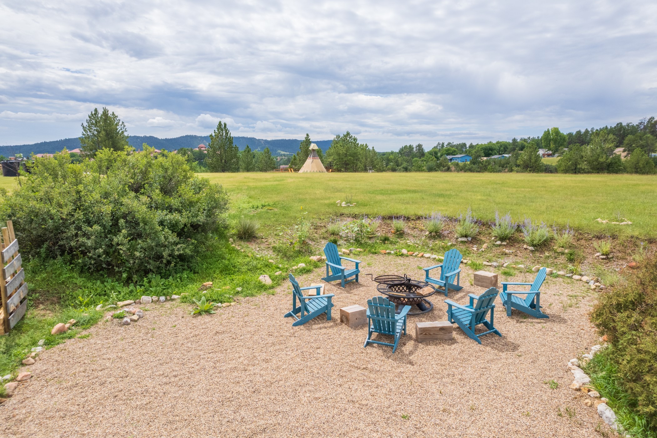 Top 20 Cocktail Party Venues | PartySlate, image size:2102x1400