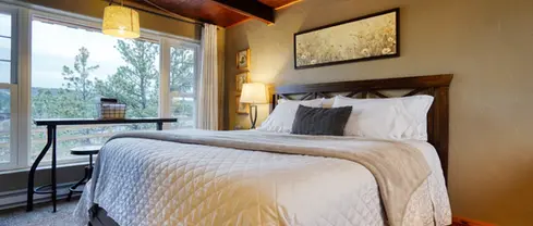 Columbine Cabin at Highland Meadows Resort in Hot Springs, SD.