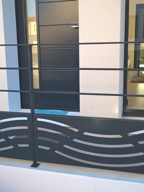 FABRICANT GARDE CORPS EXTERIEUR PERPIGNAN -1.jpg