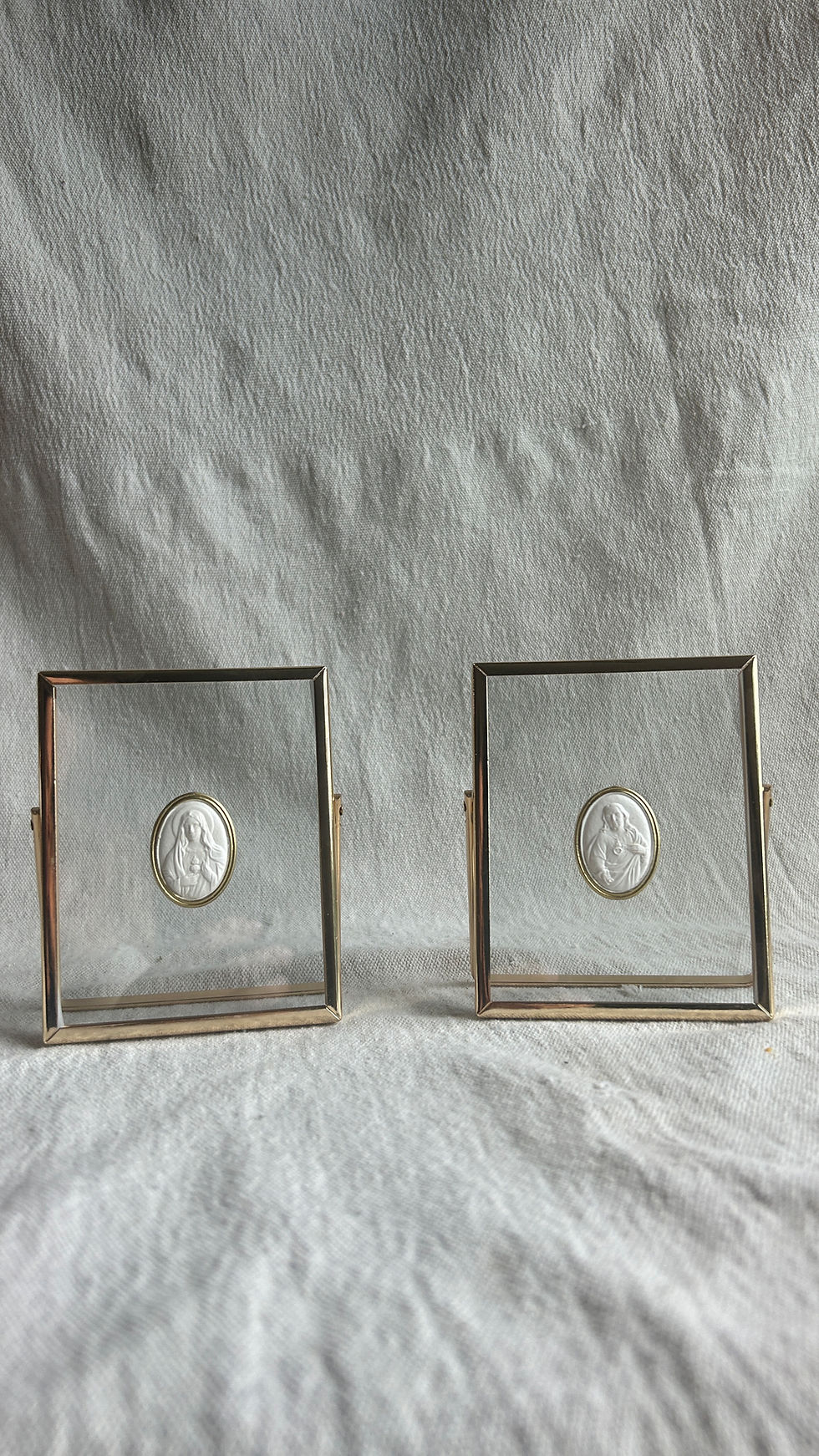 Thumbnail: Two Hearts Small Intaglio Float Frames
