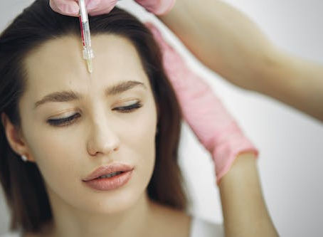 Understanding the Difference: Botox and Dysport in Aesthetic Treatments