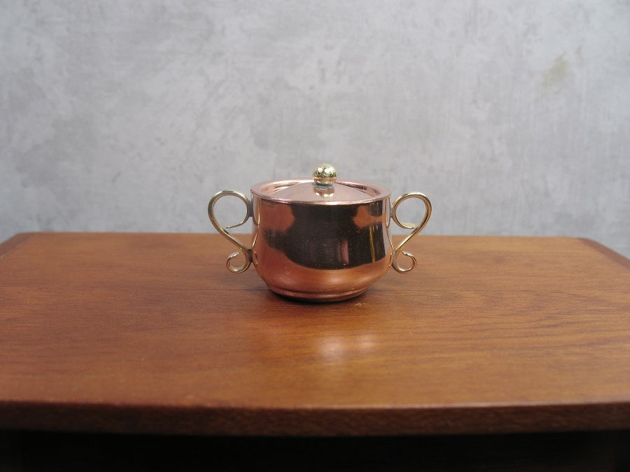 Thumbnail: Copper soup tureen