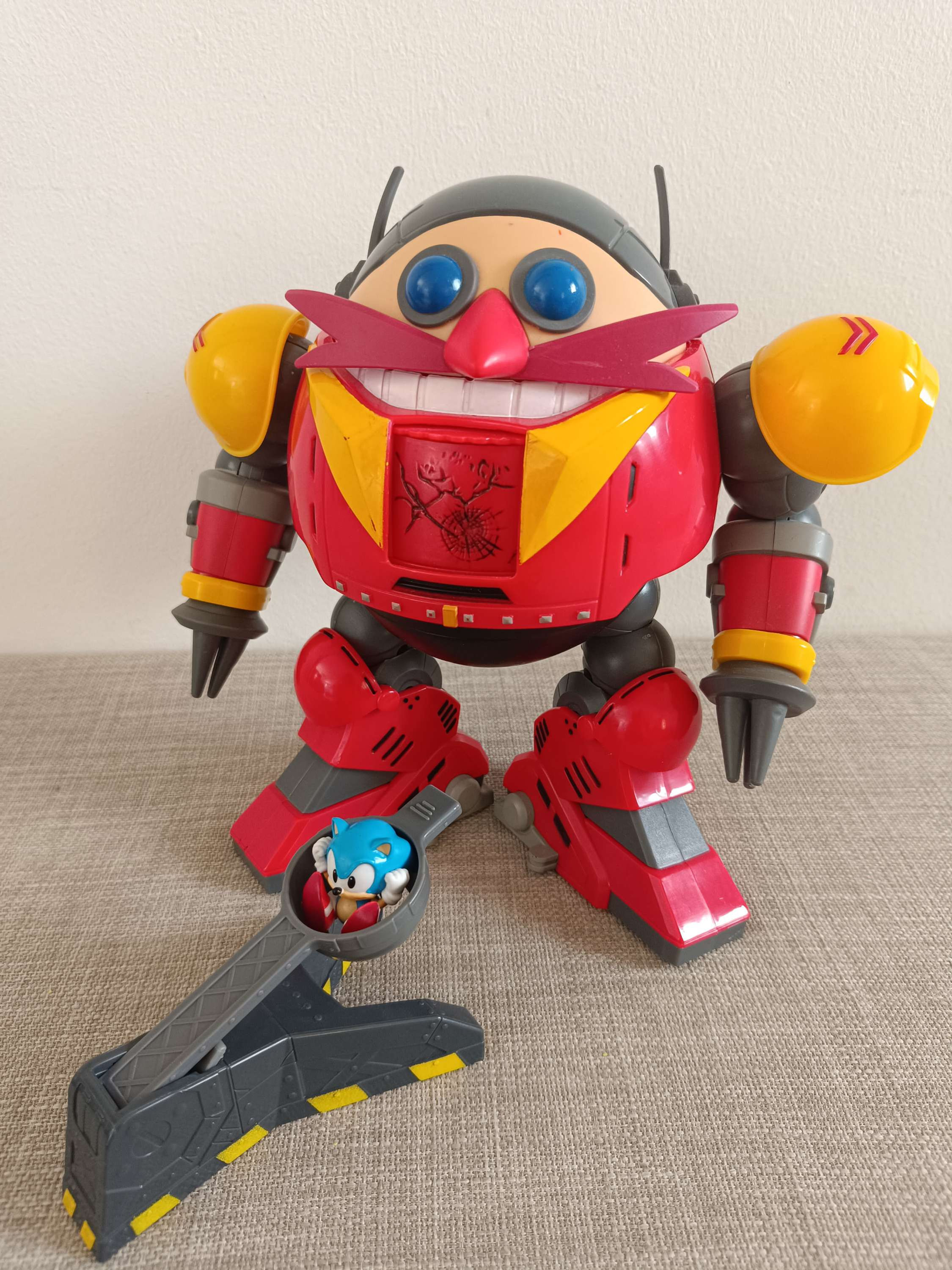 Robot géant Egman Sonic 