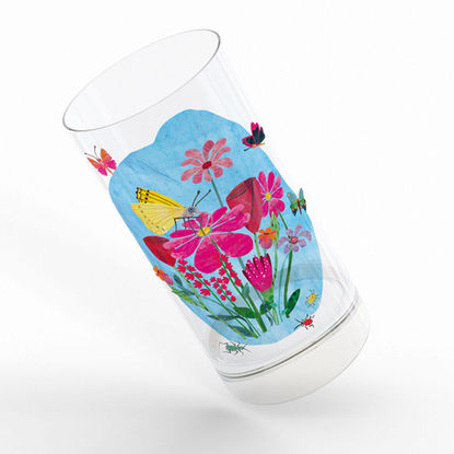 mock up of the stand alone illustration with some pink and red flowers on a drinking glass. Mixed media, papercut illustrtation by Amsterdam based illustrator Elze van den Akker