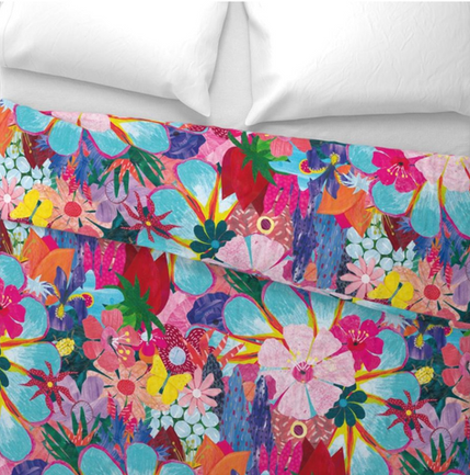 Mock up of a duvet cover with the Abundant ~Floral pattern design made by Elze van den Akker, the jolly illustrator