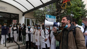 ΚΑΤΑΓΓΕΛΙΑ ΑΣΚΛΗΠΙΕΙΟΥ ΒΟΥΛΑΣ ΓΙΑ ΤΗ ΔΙΩΞΗ ΤΟΥ ΚΩΣΤΑ ΚΑΤΑΡΑΧΙΑ