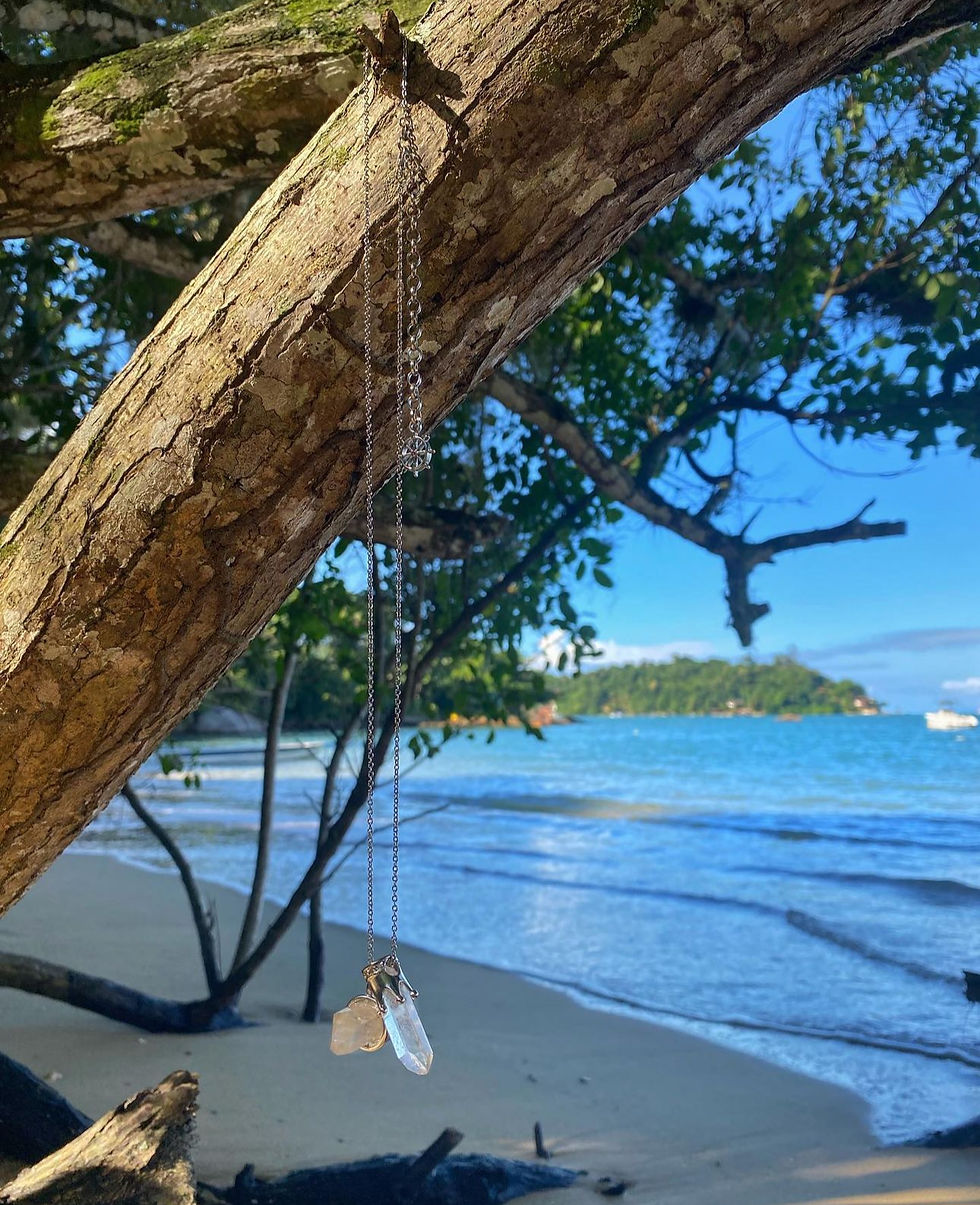 Thumbnail: Guaitacá Natural Crystal Necklace