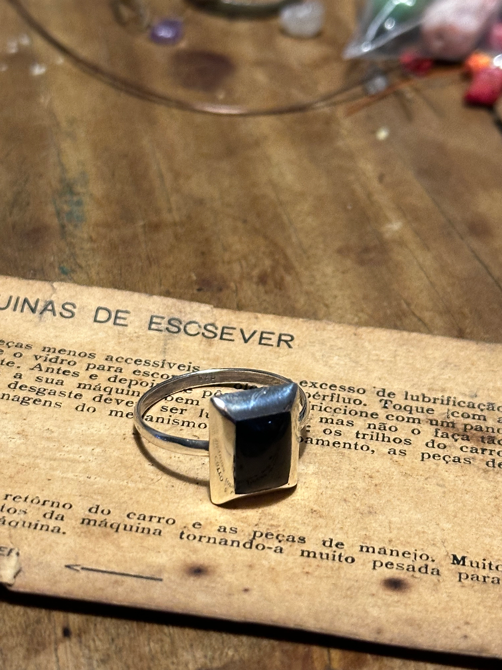 Thumbnail: Silver Ring and Semi Precious Stone/ Anel em prata e pedra semi preciosa