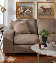21-Fusion_Mineral_Paint_WoodWick_Sofa_WR_230414_1586-Edit.jpg