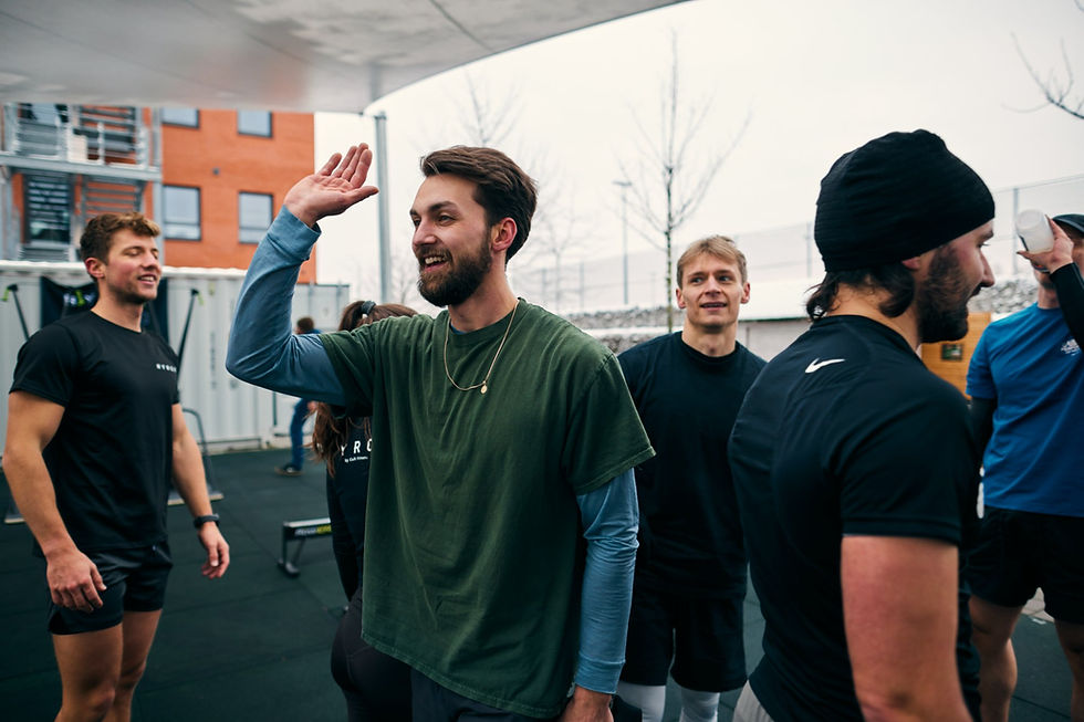 Hyrox Community beim Training im Sportzentrum Ost