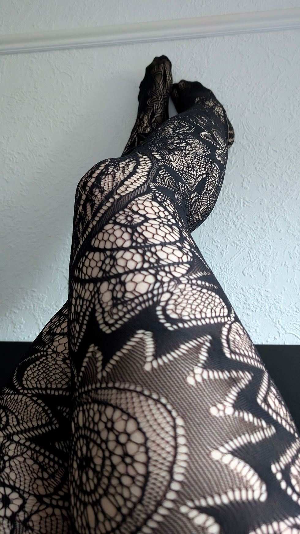Thumbnail: Ethnic Flowers Fishnet Tights