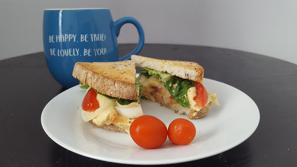 hummus sandwich.jpg