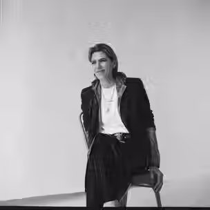 O que a chegada de uma executiva da Nike à Balenciaga revela sobre o futuro do marketing na moda?