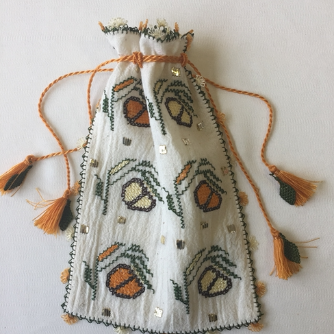 öğretmen kulübü, öğretmen, eğitmen, deneyim paylaşımı, eğitim, öğretim, blog yazısı, başarı hikâyesi, görünmeyen çocuklar, meslek lisesi, el sanatları, çocukluk deneyimi, öğrenme tutkusu, öğretmenlik yolculuğu, öğretmen olma süreci, özgüven eksikliği, kendini gerçekleştirme, sınıf dışı başarı, alternatif yetenekler, yaratıcı öğrenciler, içsel dönüşüm, terapi süreci, Hazal Yazıcıoğlu Büyükhatipoğlu, serbest kürsü, çocukluğun yetişkini olmak