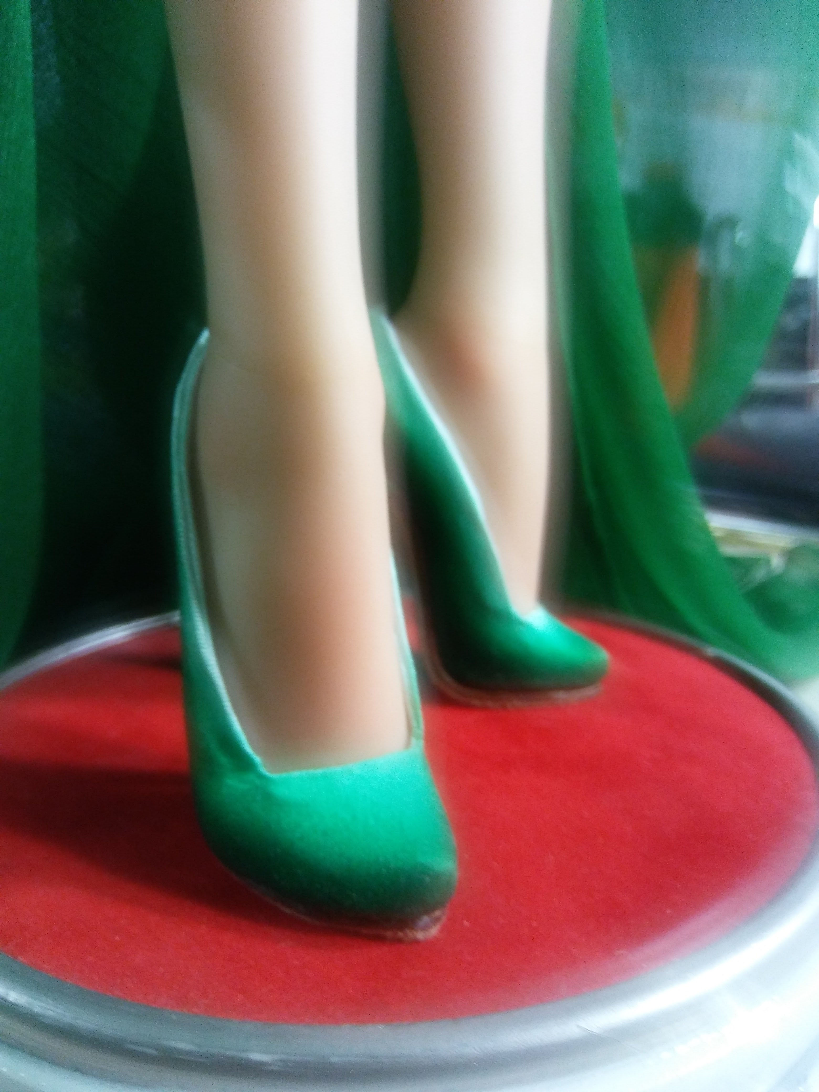 Making Realistic shoes