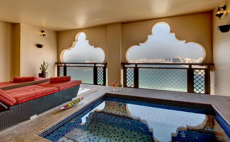Luxury Dubai Hotels under $120