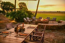 Primate-free Sundowner Time